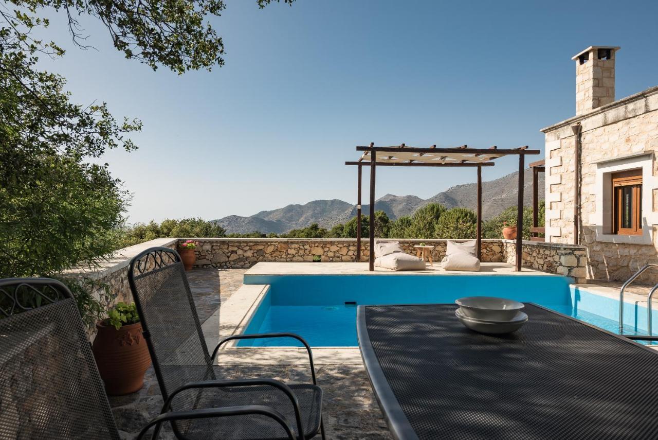 Koules Estate, With Private Pools & Bbq - Embracing Nature, By Thinkvilla Argouli Luaran gambar