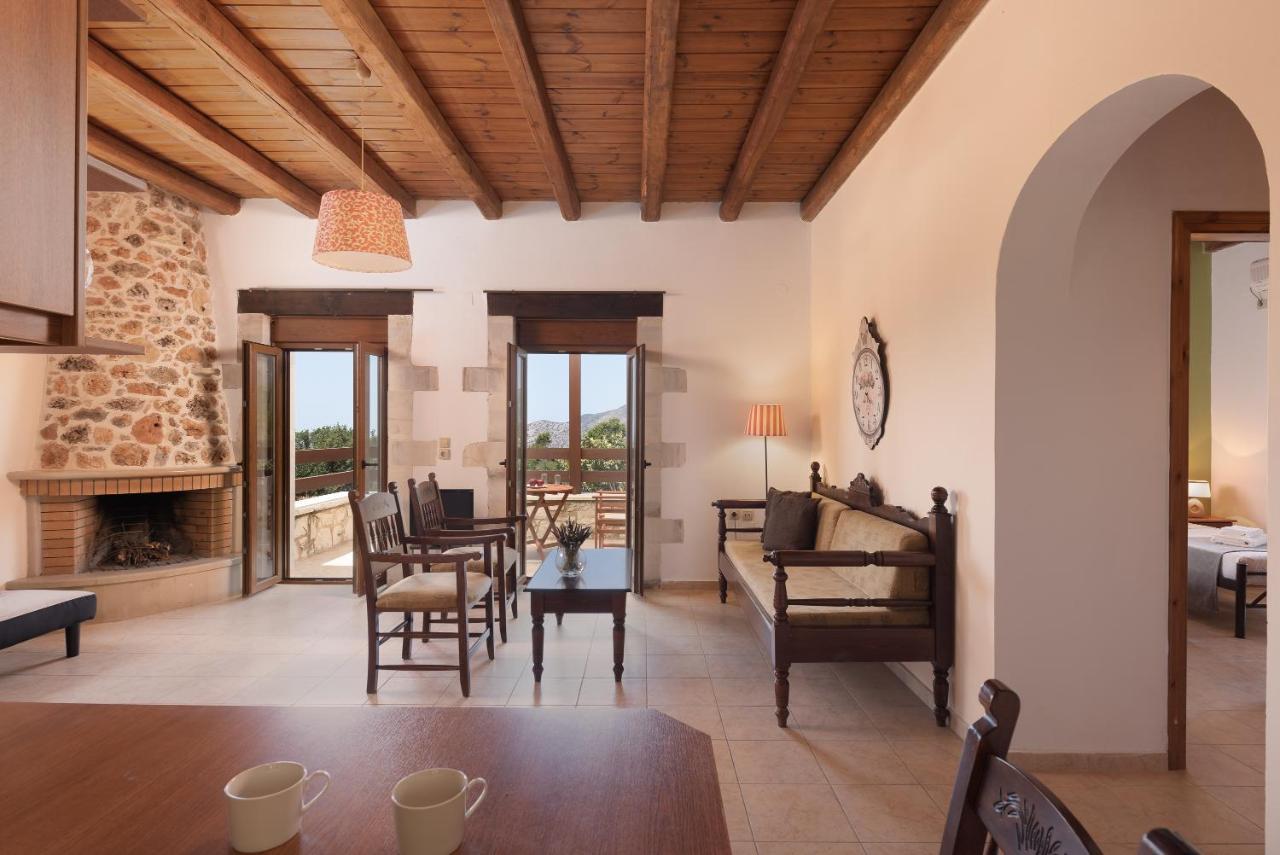 Koules Estate, With Private Pools & Bbq - Embracing Nature, By Thinkvilla Argouli Luaran gambar