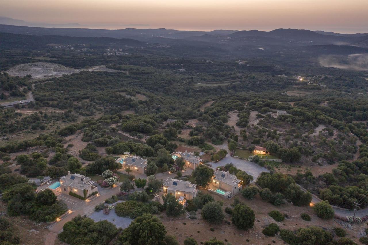 Koules Estate, With Private Pools & Bbq - Embracing Nature, By Thinkvilla Argouli Luaran gambar
