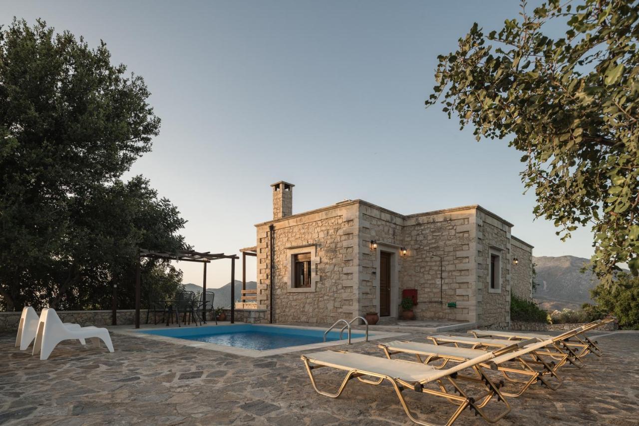 Koules Estate, With Private Pools & Bbq - Embracing Nature, By Thinkvilla Argouli Luaran gambar