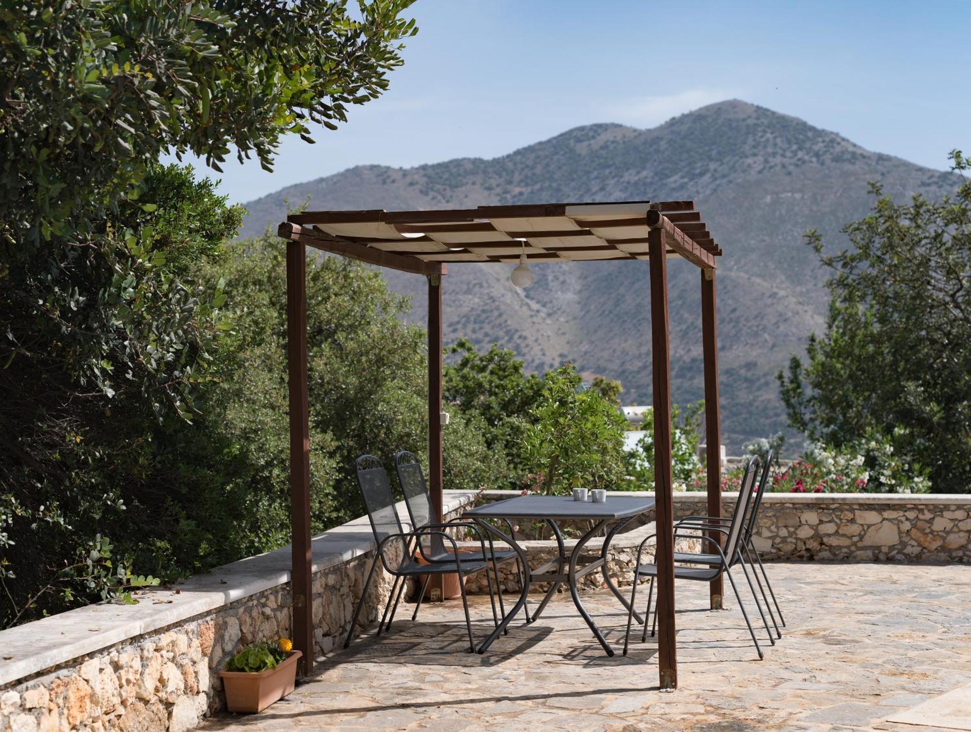 Koules Estate, With Private Pools & Bbq - Embracing Nature, By Thinkvilla Argouli Bilik gambar